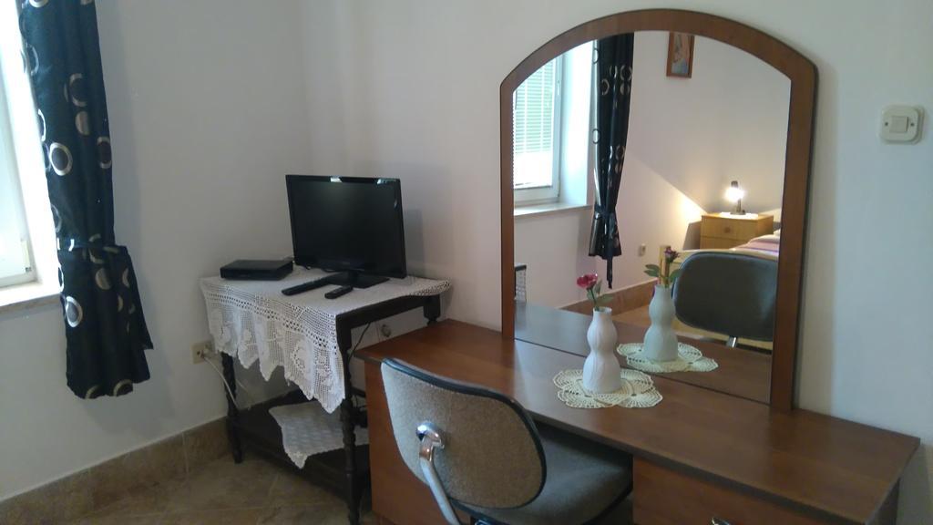 Nella Apartments Sisan Ngoại thất bức ảnh