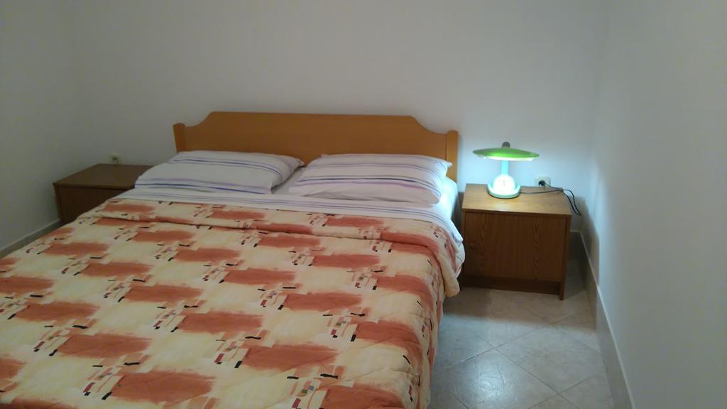 Nella Apartments Sisan Ngoại thất bức ảnh